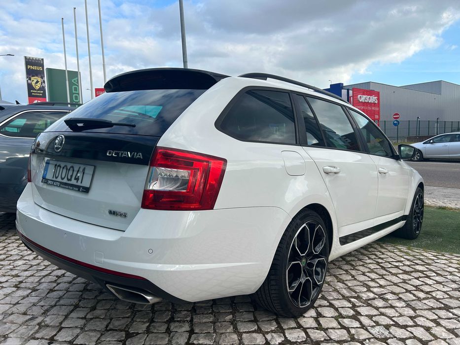 Skoda Octavia Break 2.0TDI 183cv DSG RS