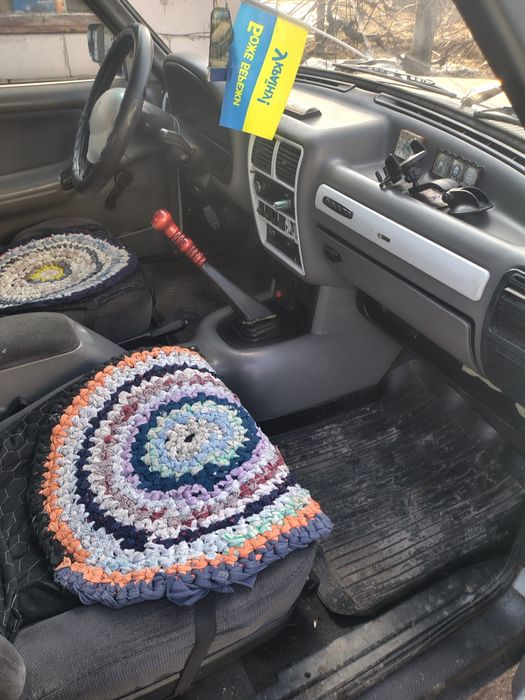 продам автомобіль Волга 3110