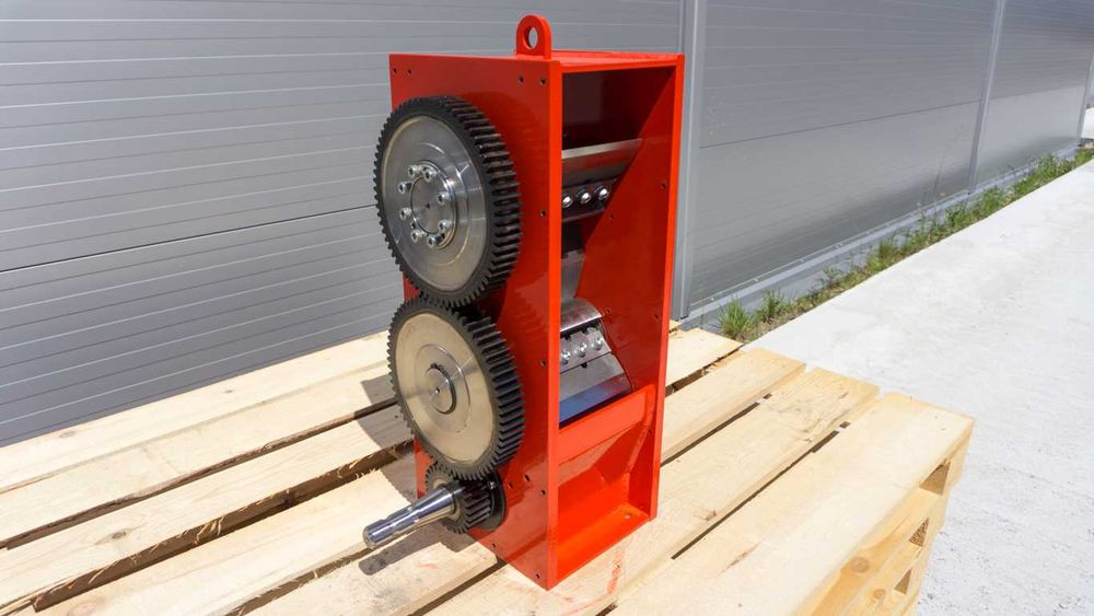 mechanizm rębak do gałezi REMET R-150 8 nożowy