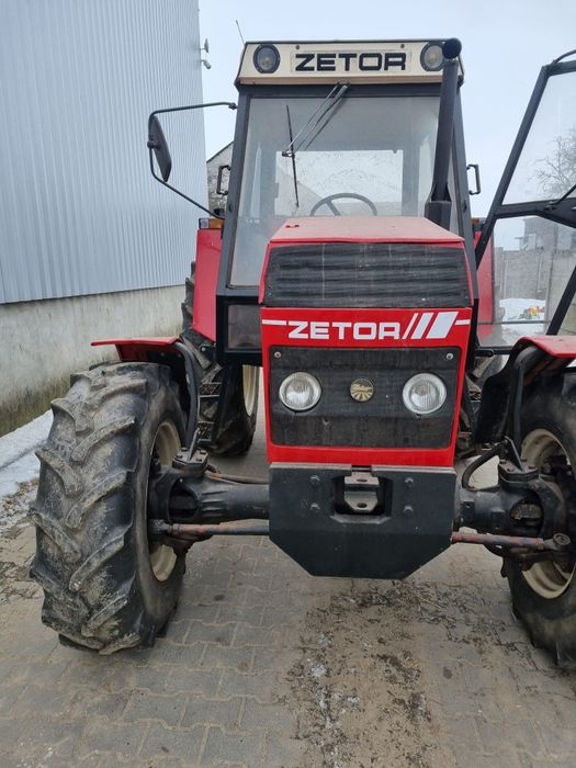 Zetor 8145 , tył 38 cali nowe opony, stan bdb  nie ursus..