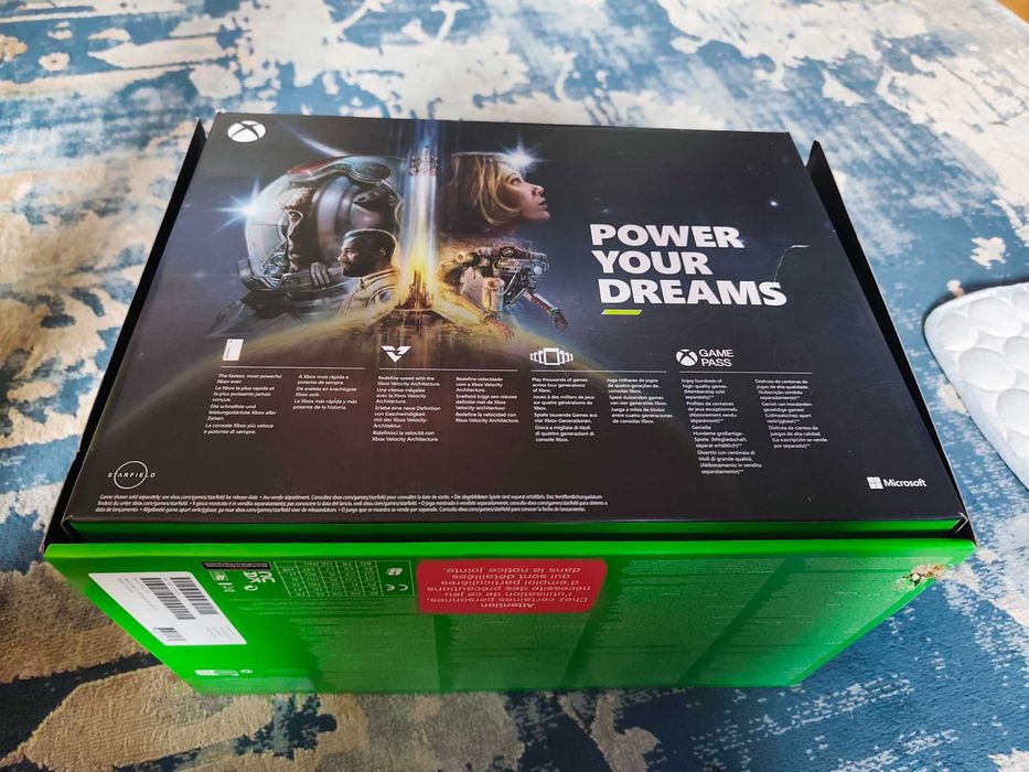 Konsola MICROSOFT XBOX Series X z napędem Blu-ray 4K UHD