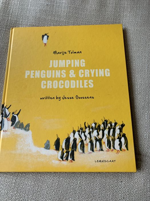 Livro Jumping penguins & crying crocodiles