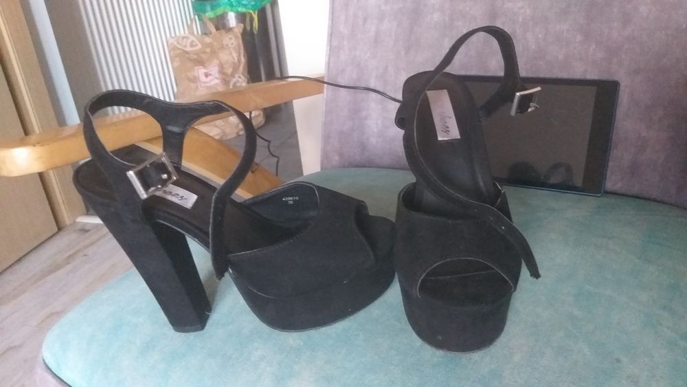 Sandaly  sandałki koturny zamszowe czarne sexy  35