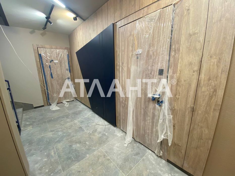 продається 1 кім квартира в ЖК Viking Hills по вул. Щурата