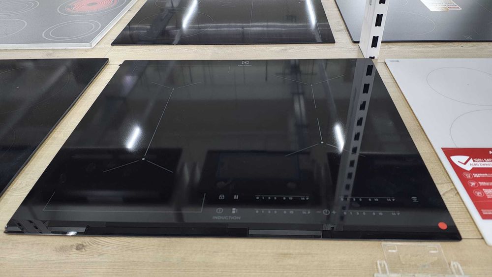 ELECTROLUX Płyta indukcyjna ELECTROLUX EIV634 Slim-Fit