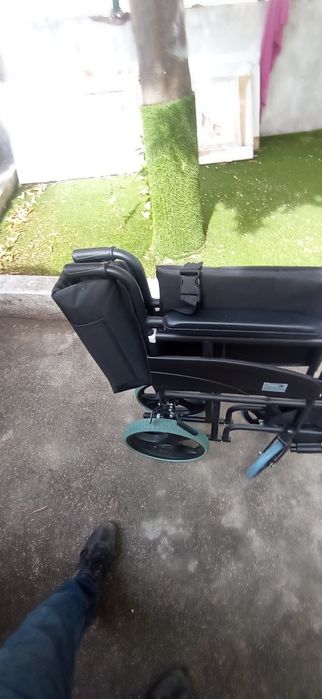 Cadeira de Rodas com pouco uso