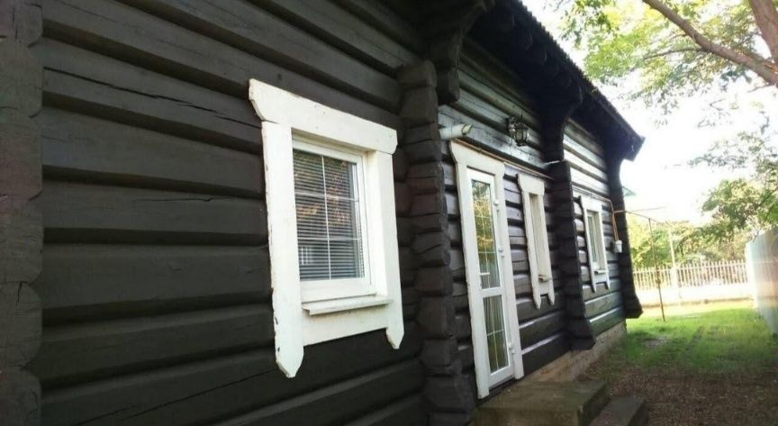 Продам отличный дом-сруб в центре г.Беляевка.