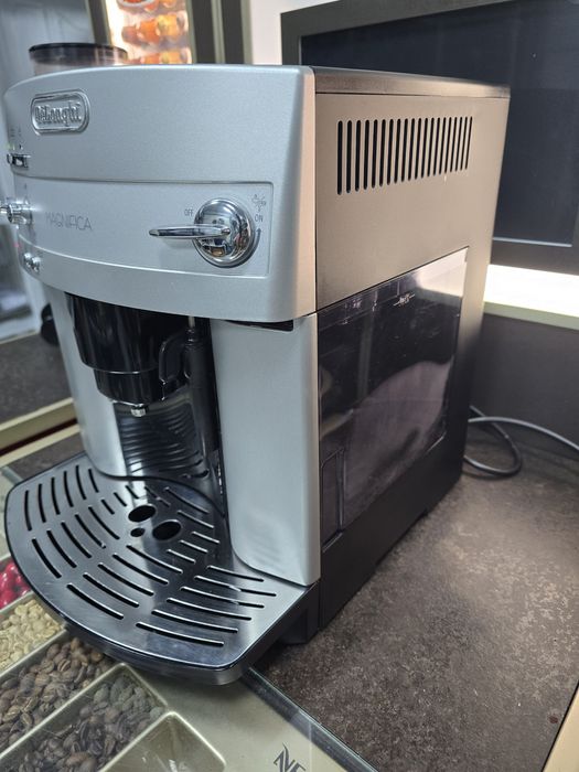 DeLonghi Magnifica 23 рік