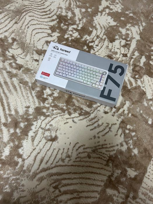Клавіатура безпровідна FreeWolf F75 white