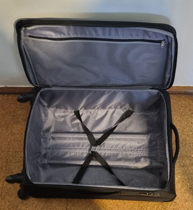 Mala American Tourister tamanho M