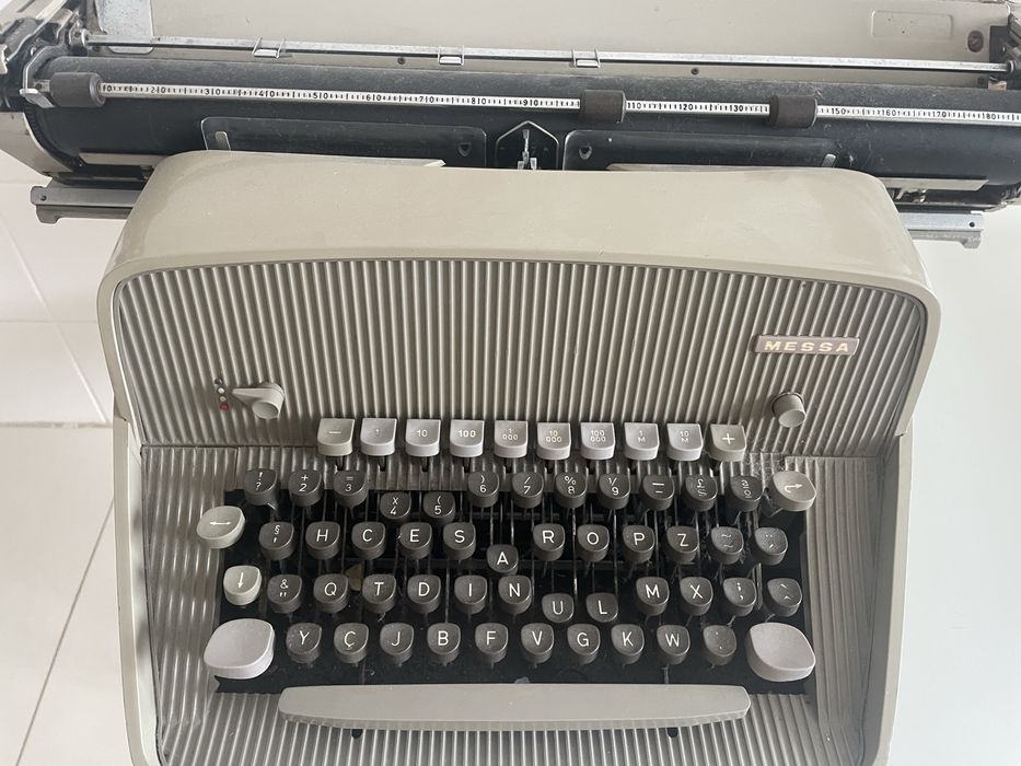 Maquina de escrever vintage