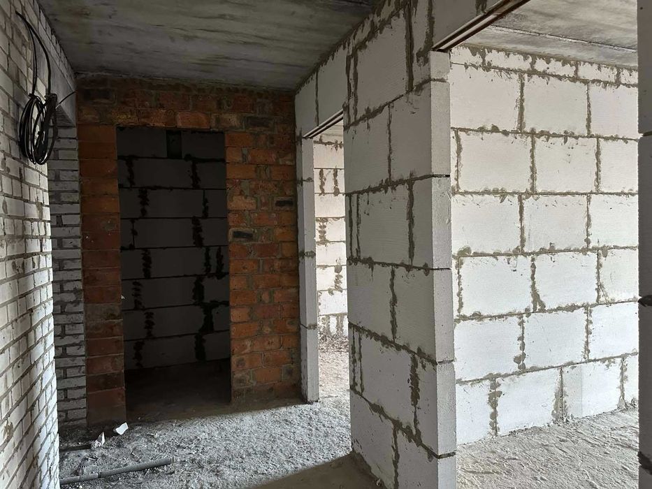 (5) Продаж 2к квартири на проспекті Юності  4422