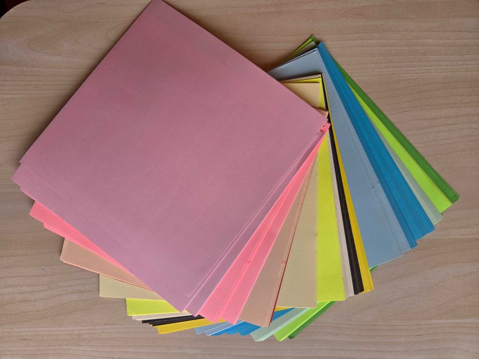 Folhas de papel colorido quadradas | Origami | Trabalhos manuais | Várias cores