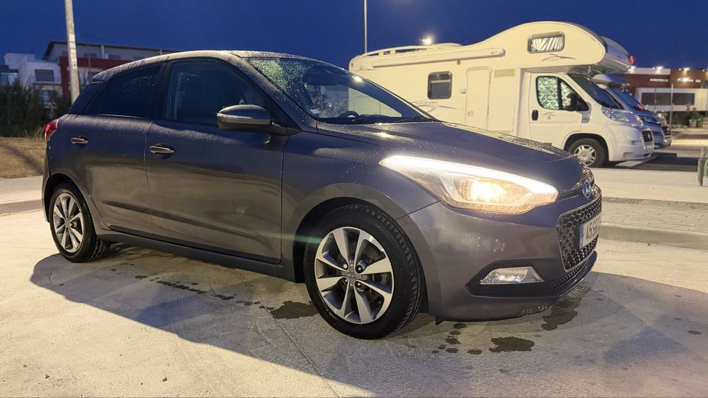 Hyundai i20 1.2 CRDi Nacional em optimo estado