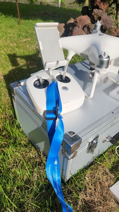 Vendo drone Phantom 4 DJI