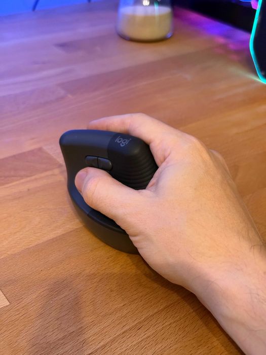 Rato Logitech LIFT - Ergonómico Vertical
