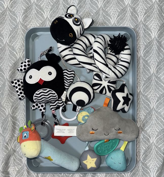 Набір іграшок для новонародженого