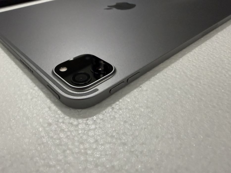 iPad Pro 11” (M2) 256GB Space Gray