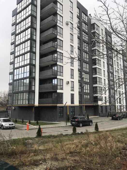 Здається підселення  для дівчини в кімнату