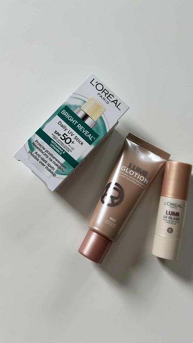 L’Oréal zestaw kosmetyków, L'Oreal Paris Bright Reveal, Daily UV Stick