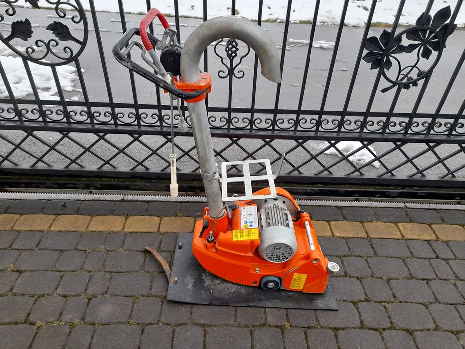 Cykliniarka do podłóg SCORPION Kunzle Tasin