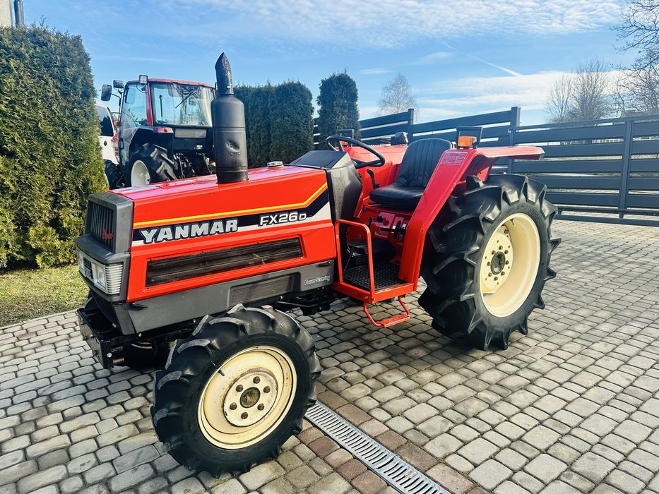 Traktor Yanmar FX 26 wspomaganie kierownicy 4 cylindry 4x4 orginał