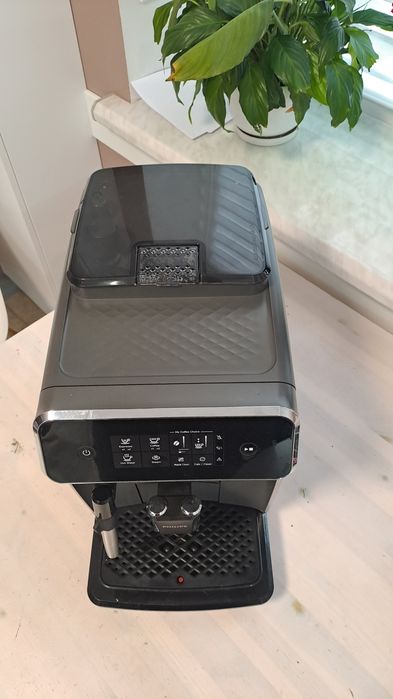 Кавомашина Philips EP2224