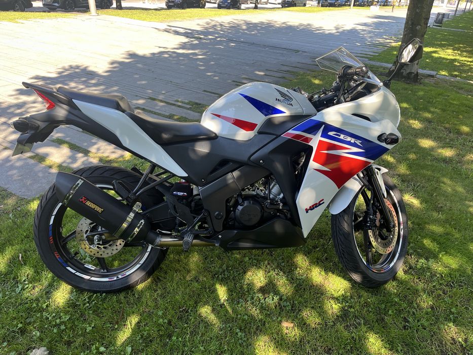 Moto Honda CBR R125