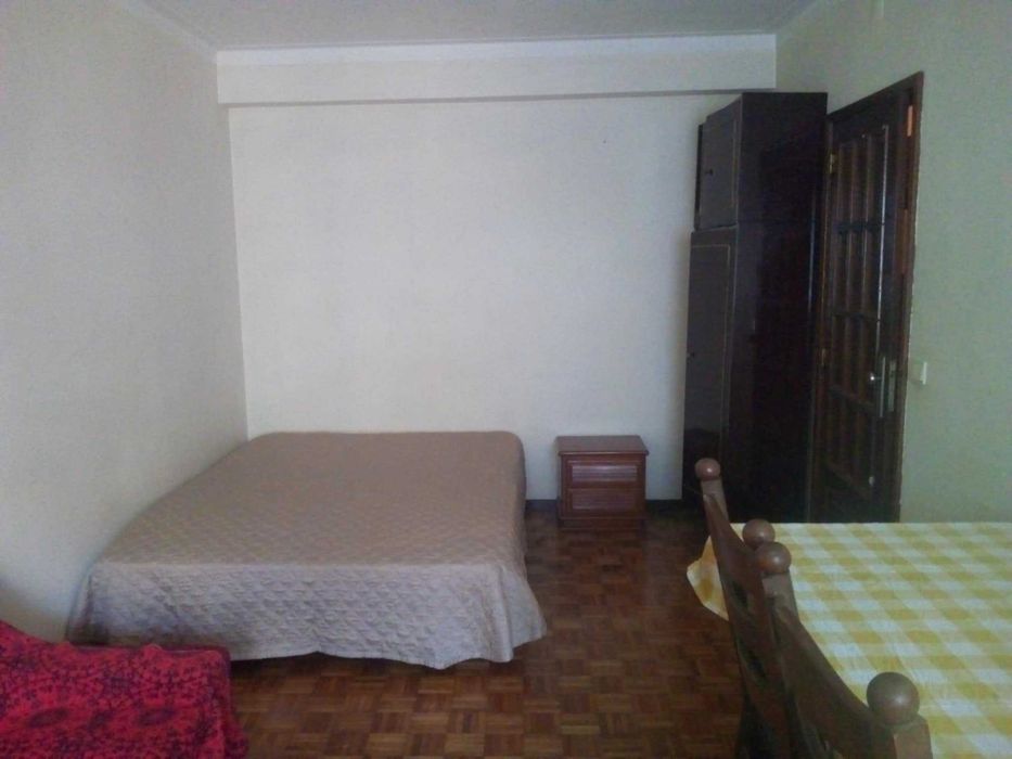 Quarto CASAL muito espacoso