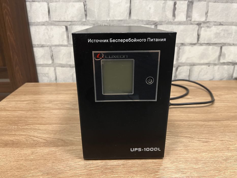 ДБЖ Luxeon UPS-1000L 12V - джерело безперебійного живлення