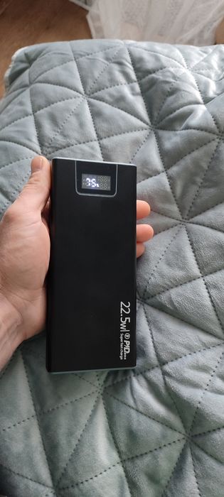Повербанк з швидкою зарядкою power bank