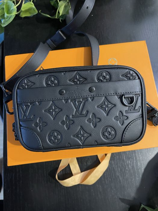 Louis Vuitton кросс боді сумка(оригінал)
