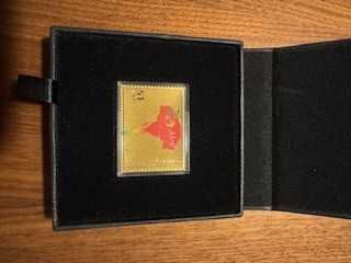 Selo 25 de Abril em ouro