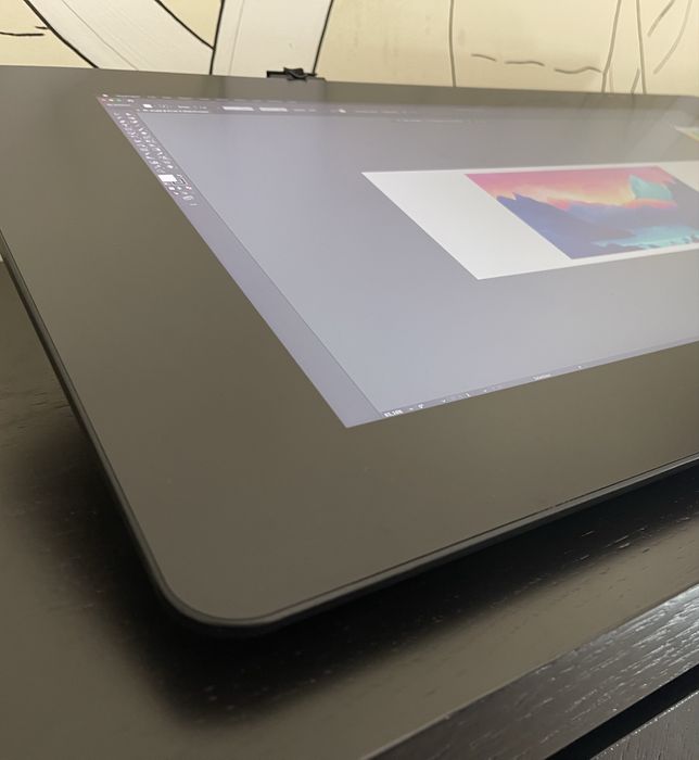 Wacom Cintiq Pro 24 Monitor (sem touch)