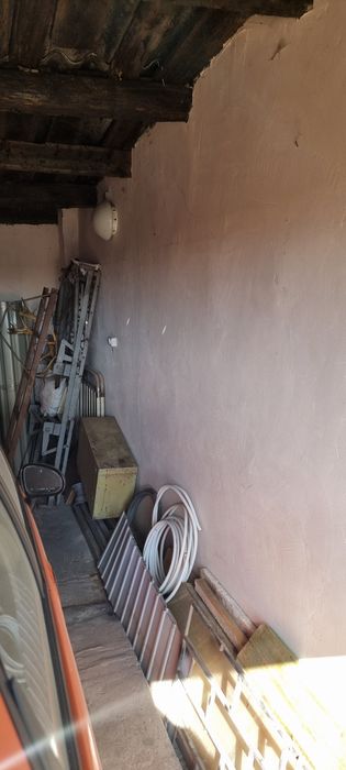 Гараж , складське приміщення
