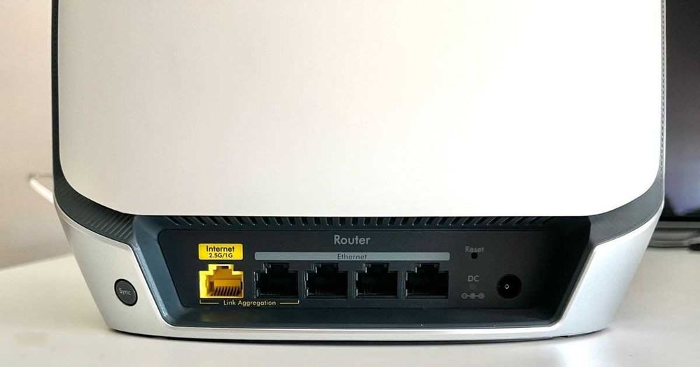 Router Netgear Orbi RBR850 Wifi 6 Mesh System + 2 Satélites