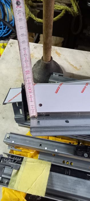 Prowadnice  Blum Legrabox b