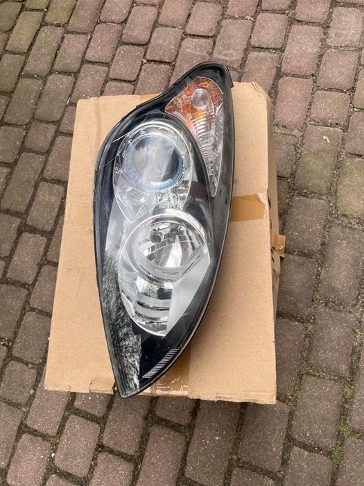 Hyundai i30 reflektor lampa