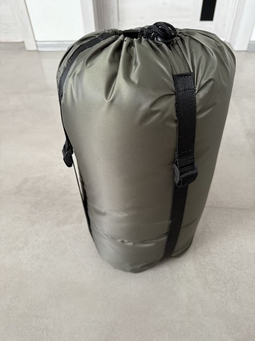 Спальний мішок фліс -20 дуже теплий.