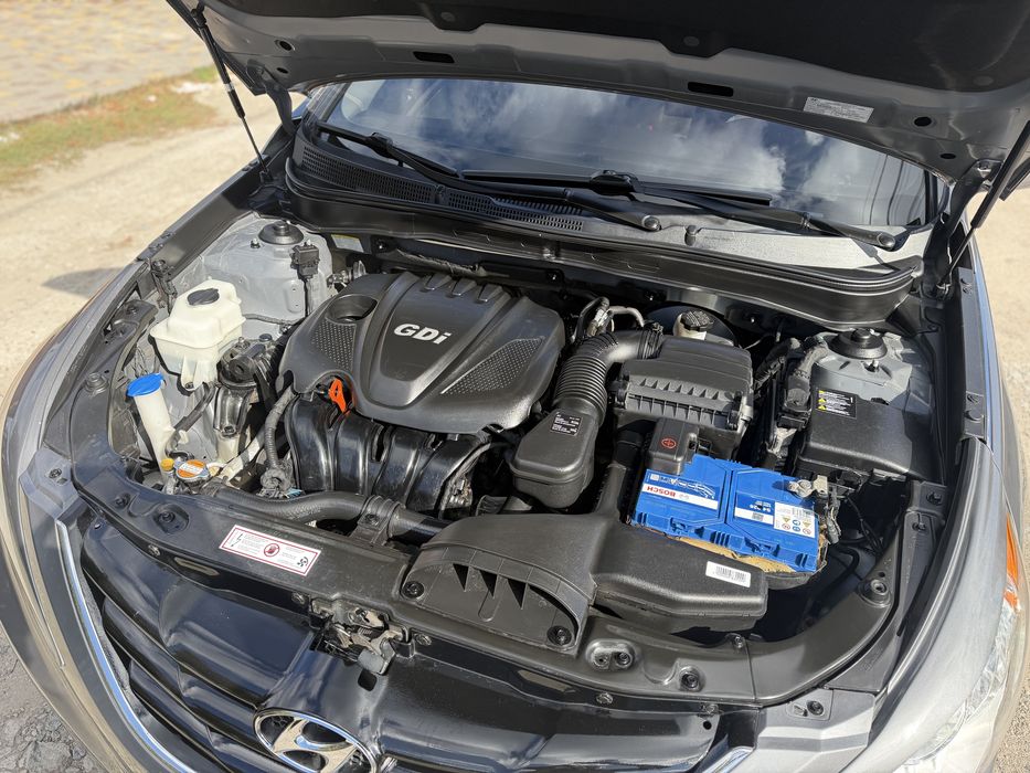 Hyundai sonata 2011