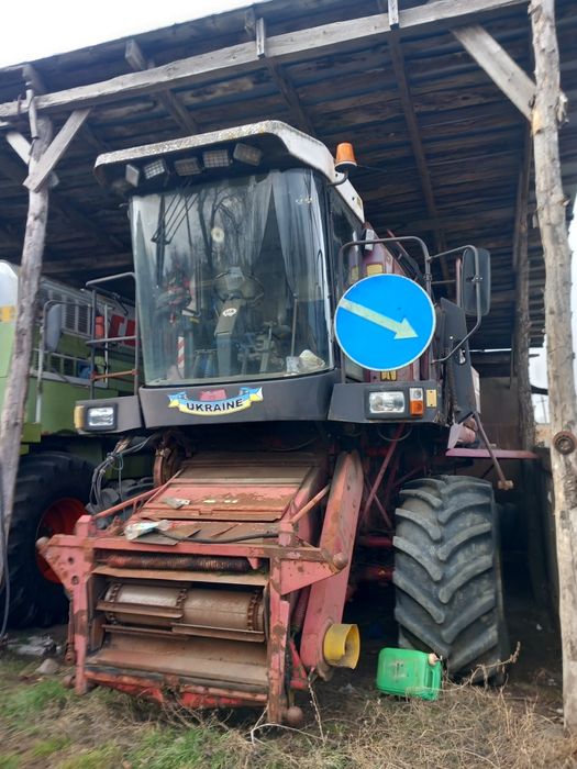 Комбайн Палессе КЗС-812 СХ