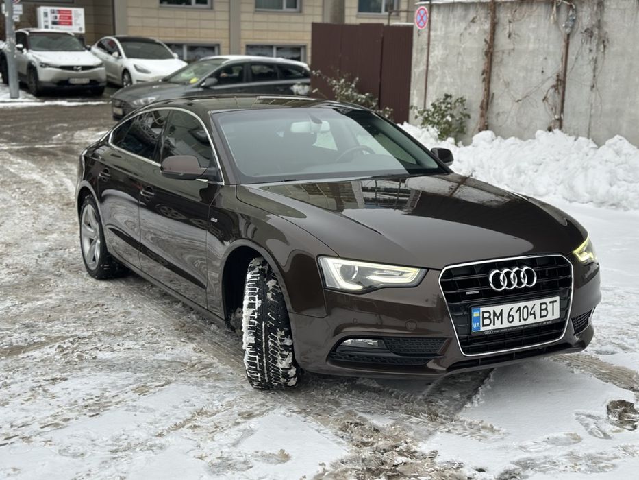 Продам ауді а5 офіціальний 2012 рік , повний привід , в ДТП не був