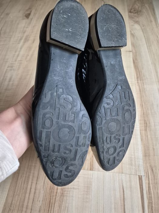 Półbuty Gino Rossi rozm. 37