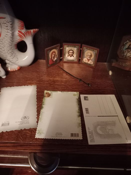 Статуетки, фляга,откритки