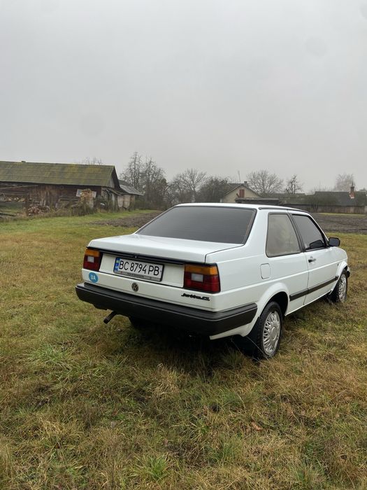 Volkswagen Jetta 2