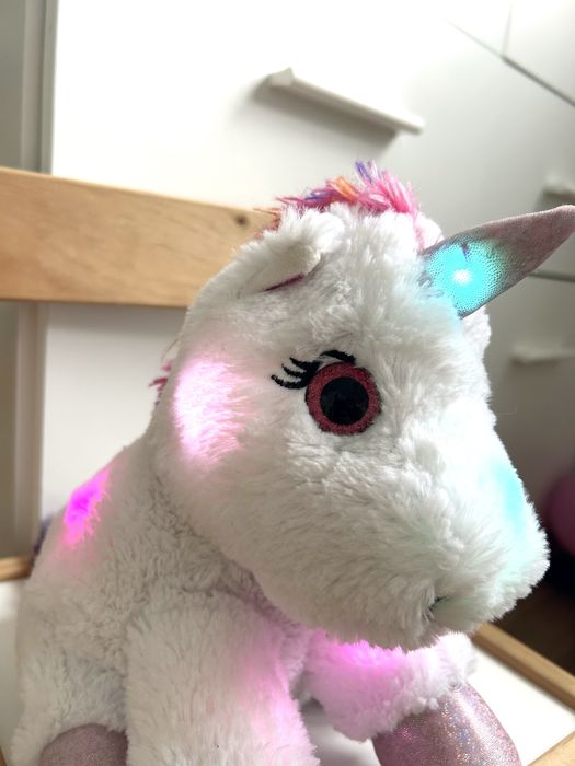 Świecący jednorożec unicorn pluszak maskotka lampka