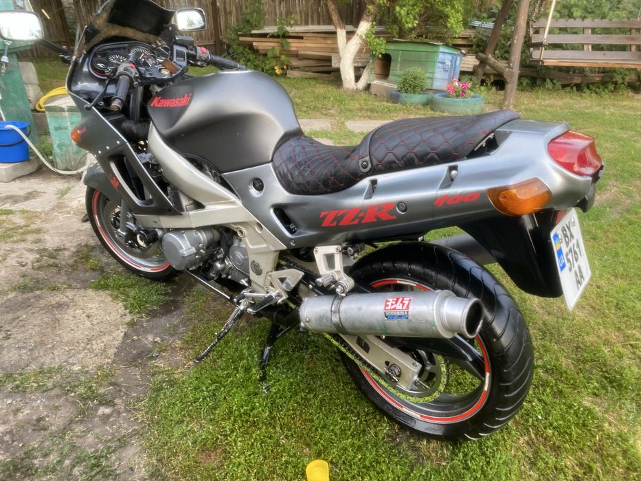 Kawasaki zzr 400
