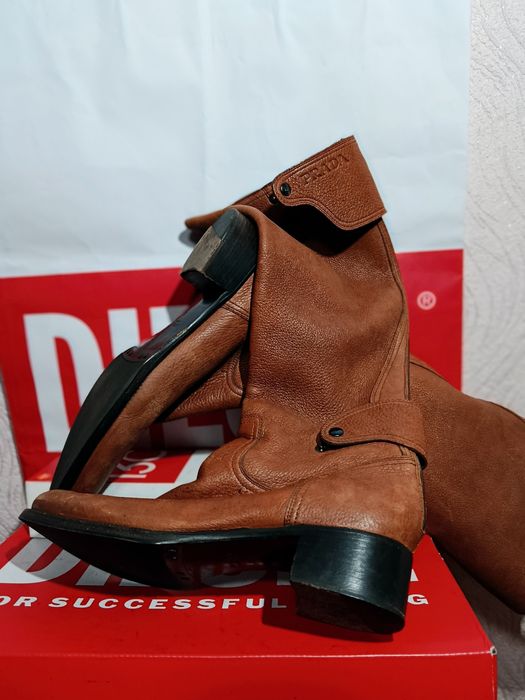 Женские кожанные сапоги Prada оригинал раз .39