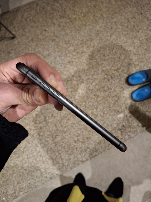 iPhone 11 64Gb preto