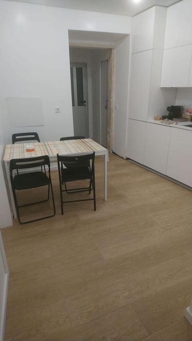 Quarto de estudante ao pé do IST, metro de Arroios e Olaias